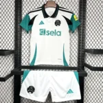 Kit Infantil Newcastle 3 Camisa e Short  2024 / 2025