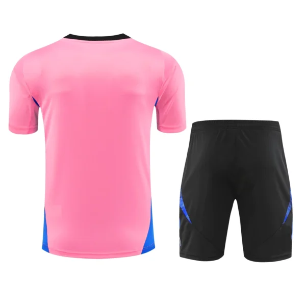 Kit Conjunto Treino Manchester United Camisa + Short 2024 / 2025 - Masculino - Adidas - Image 2
