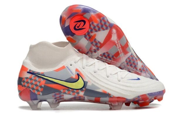 Chuteira Nike Phantom Luna Elite Campo