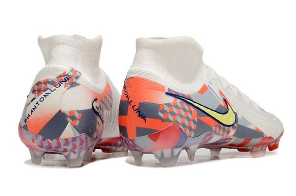 Chuteira Nike Phantom Luna Elite Campo - Imagem 3