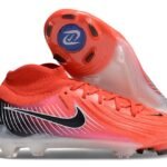 Chuteira Nike Phantom Luna Elite Campo